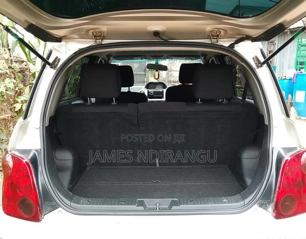 Toyota IST 2003 Gold
