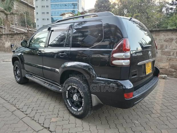 Toyota Land Cruiser Prado 2006 Black