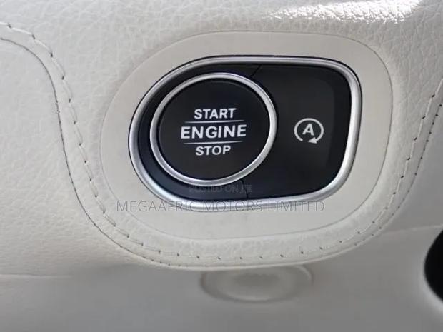Mercedes-Benz GLS-Class GLS 400d 2021 White