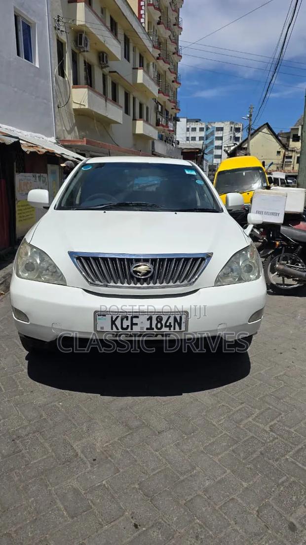 Toyota Harrier 2010 White