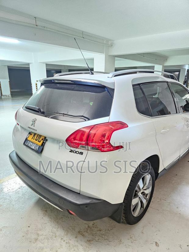 Peugeot 2008 1.2 PureTech (82 Hp) 2016 White