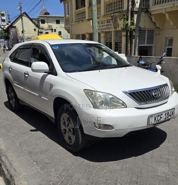 Toyota Harrier 2.4 2010 White