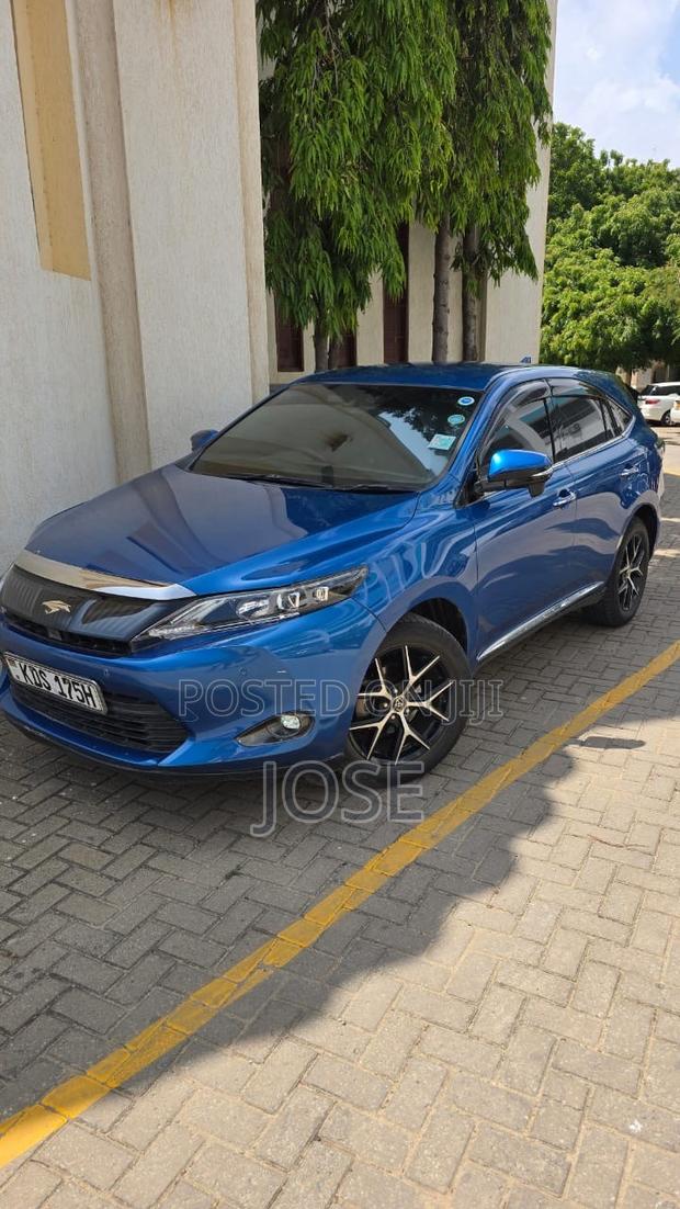 Toyota Harrier 2017 Blue