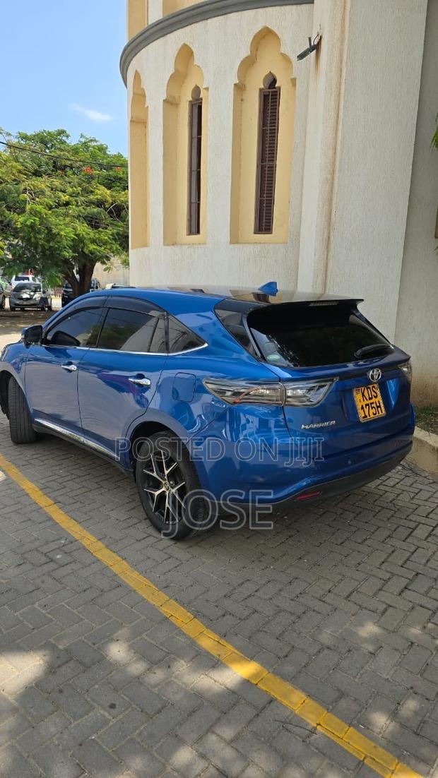 Toyota Harrier 2017 Blue