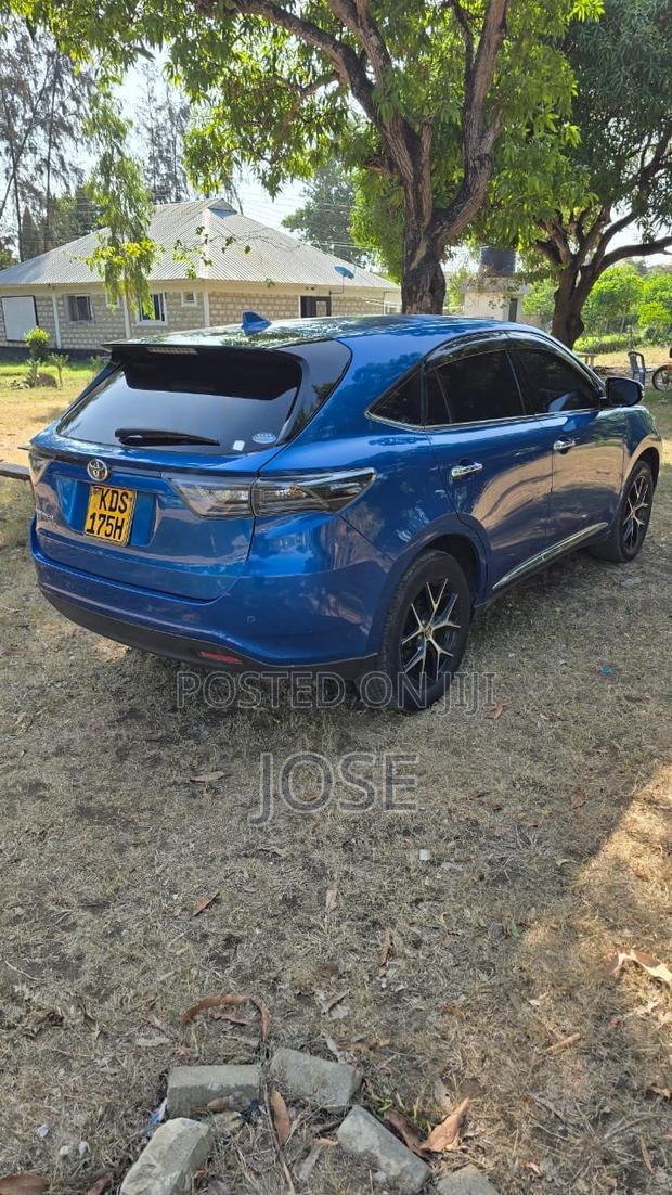 Toyota Harrier 2017 Blue