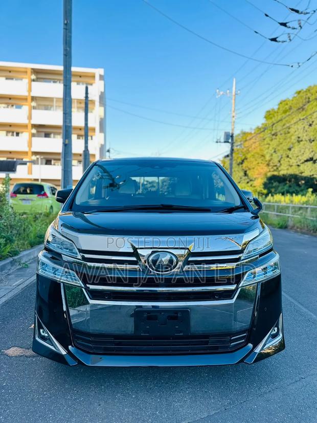 Toyota Vellfire 2.5 Z G Edition 2019 Black