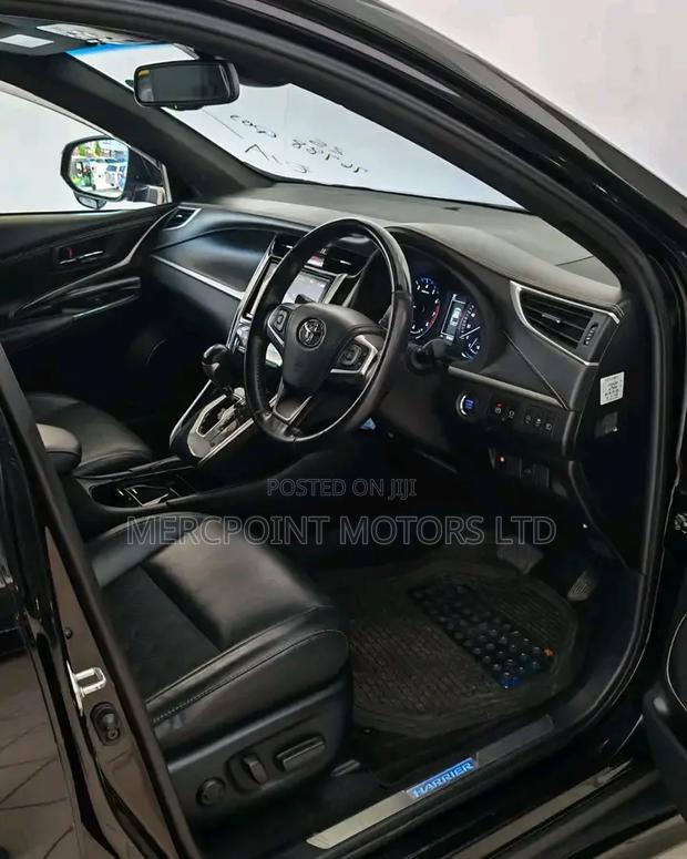 Toyota Harrier 2.0 4WD 2019 Matt Black