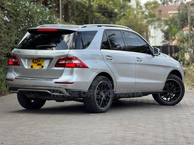 Mercedes-Benz M Class 2015 Silver