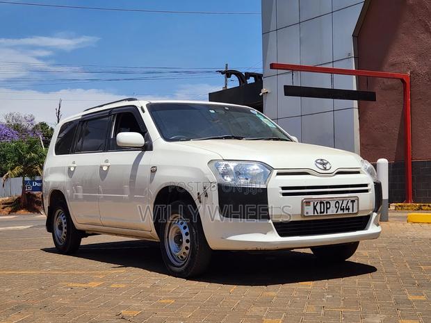 Toyota Succeed 2017 White