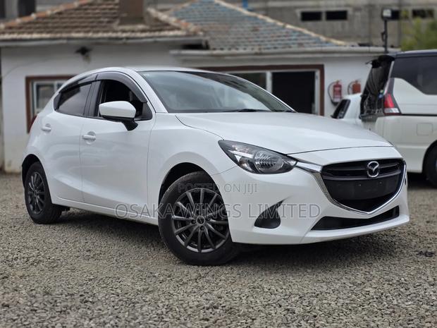 Mazda Demio 2019 White