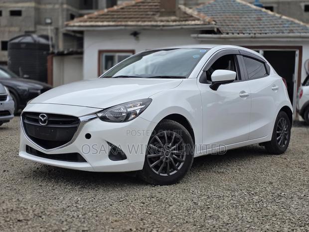 Mazda Demio 2019 White
