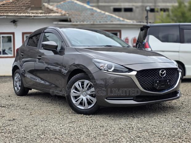 Mazda 2 2020 Brown