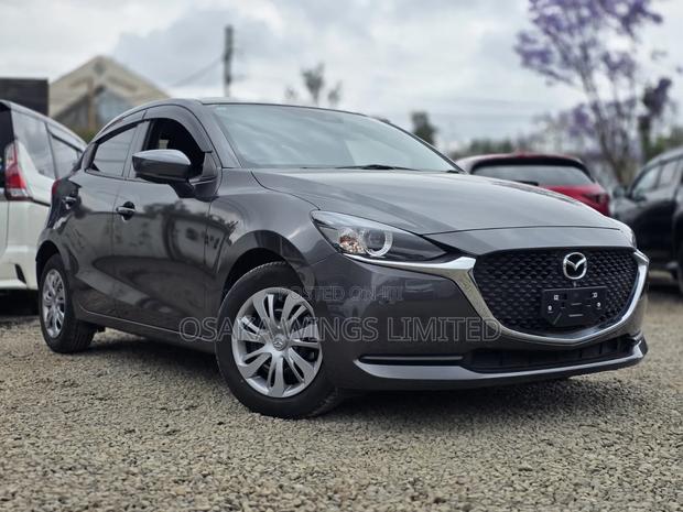 Mazda 2 2019 Gray