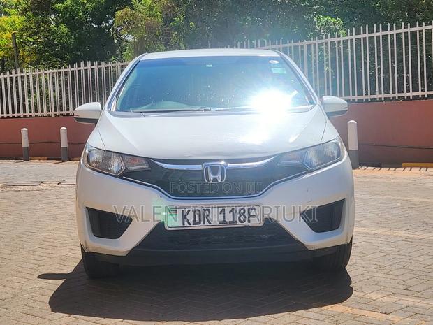 Honda Fit 2017 Pearl