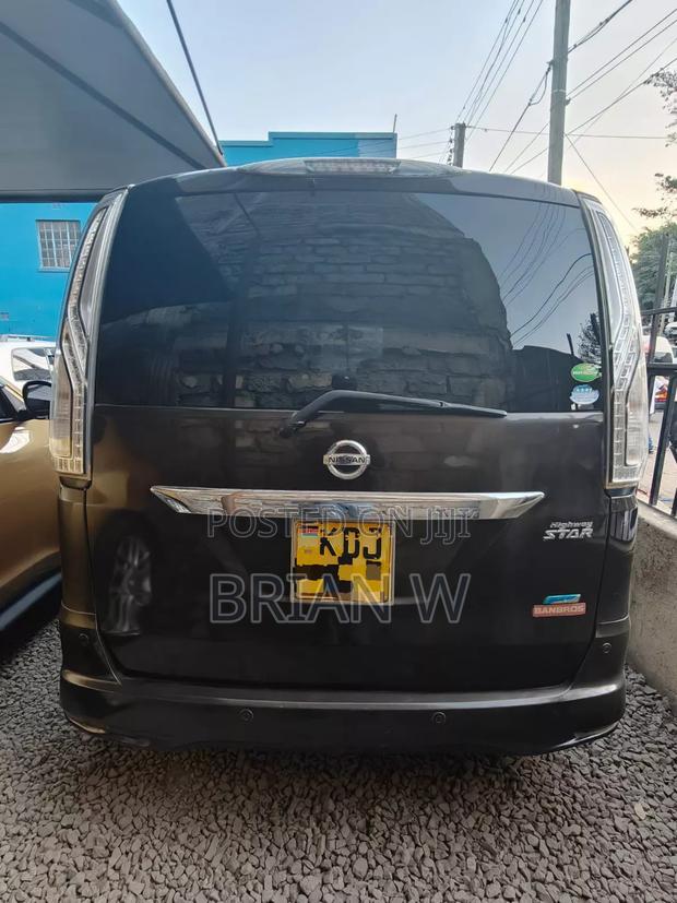 Nissan Serena 2015 Black