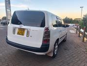 Toyota Succeed 2006 White for sale