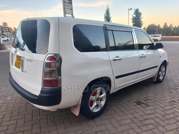 Toyota Succeed 2006 White