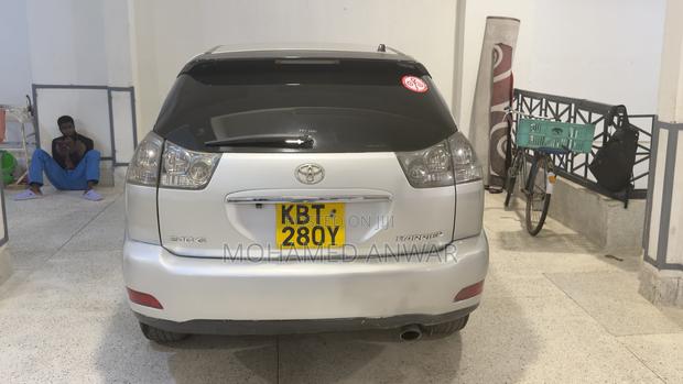 Toyota Harrier 240G Premium L Package 2005 Silver