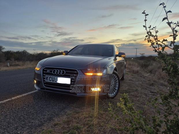 Audi A4 1.8 TSFI Automatic 2012 Gray
