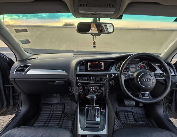 Audi A4 1.8 TSFI Automatic 2012 Gray