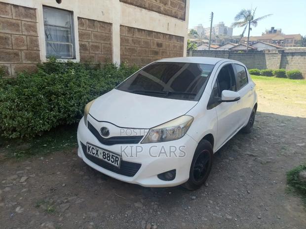 Toyota Vitz 1.3 FWD 5dr 2013 White