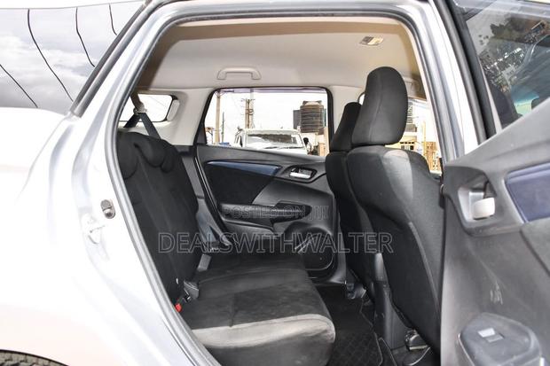 Honda Fit Shuttle 1.5 Hybrid 2WD 2019 Gray