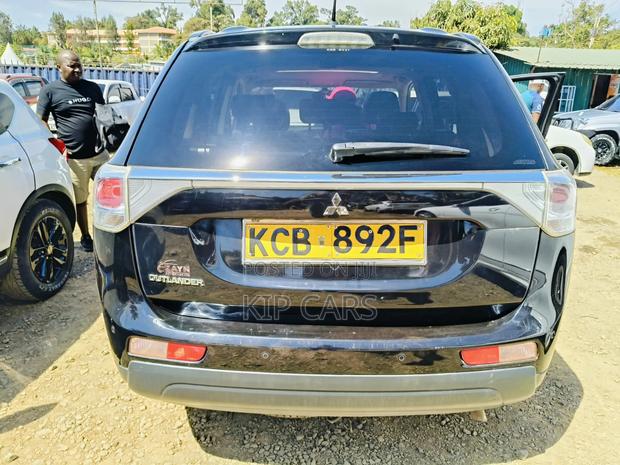 Mitsubishi Outlander ES 4dr SUV (2.4L 4cyl CVT) 2014 Blue