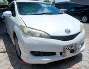 Toyota Wish 2011 White for sale
