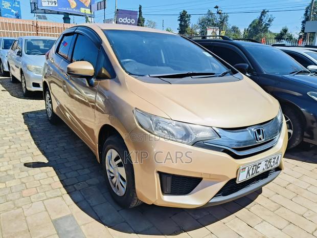 Honda Fit 2014 Gold