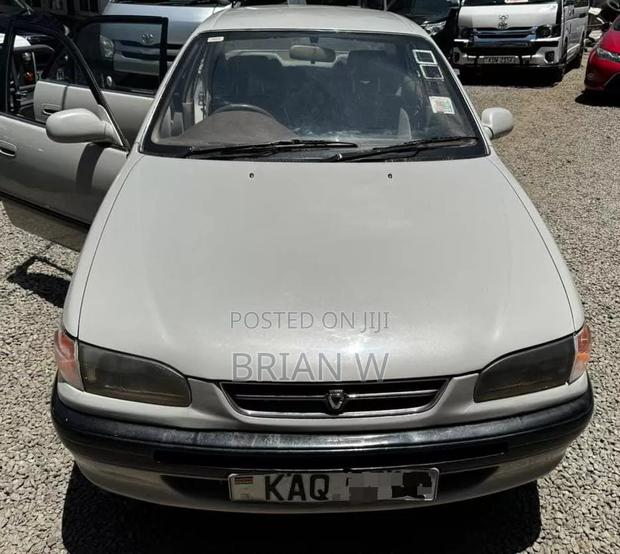 Toyota Corolla 2002 Silver