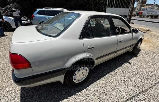 Toyota Corolla 2002 Silver