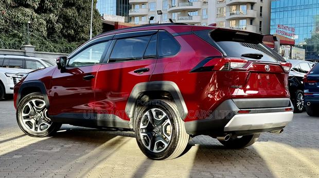 Toyota RAV4 Adventure 2019 Red