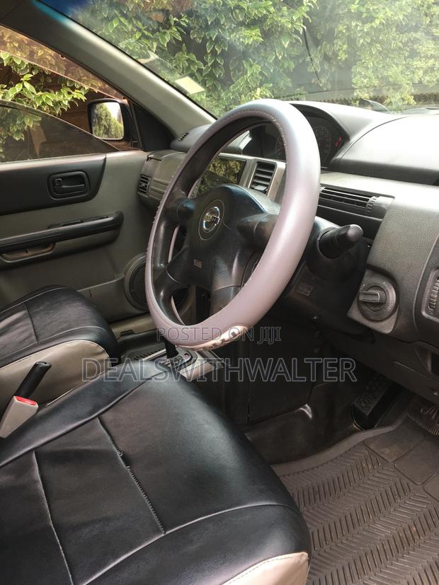 Nissan X-Trail 2.0 2007 Black
