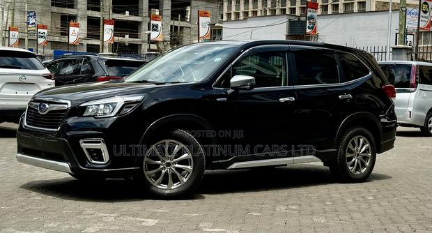 Subaru Forester Premium AWD 2019 Black
