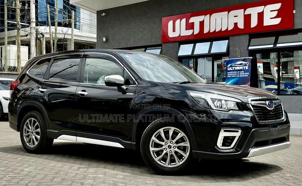 Subaru Forester Premium AWD 2019 Black