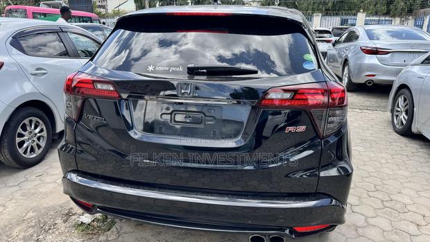 Honda Vezel 1.5 4WD 2020 Black