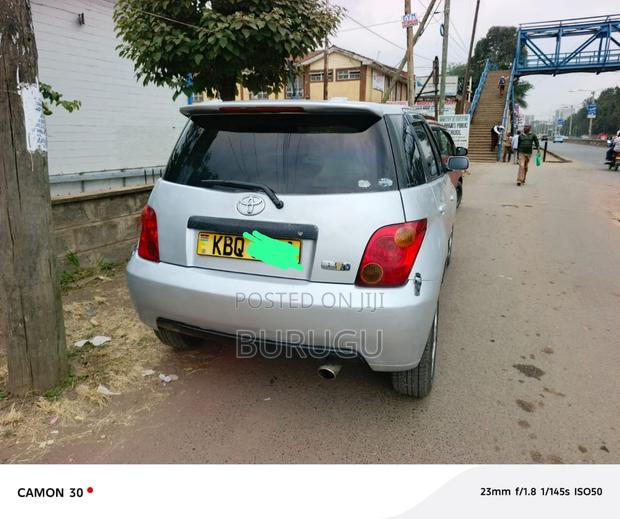 Toyota IST 2006 White