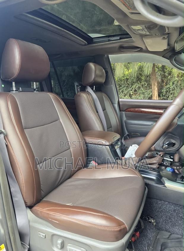 Toyota Land Cruiser Prado 3.0 D-4D 5dr 2007 Gray