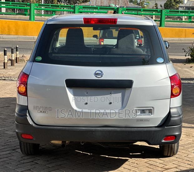 Nissan Advan 2019 Silver