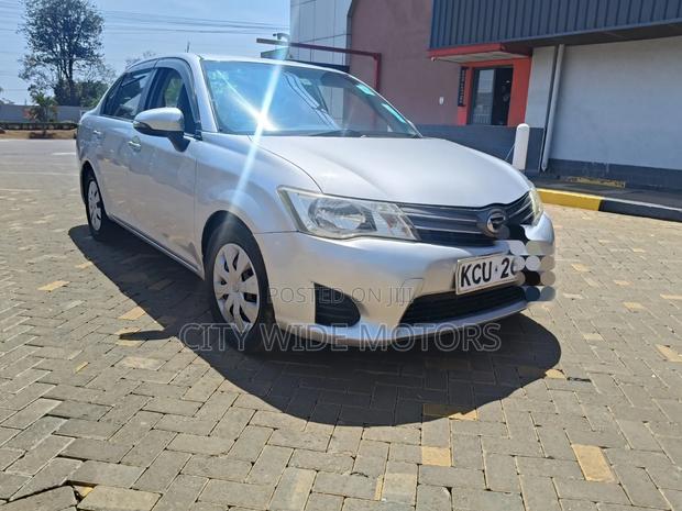 Toyota Axio 1.5 X 2WD 2012 Silver