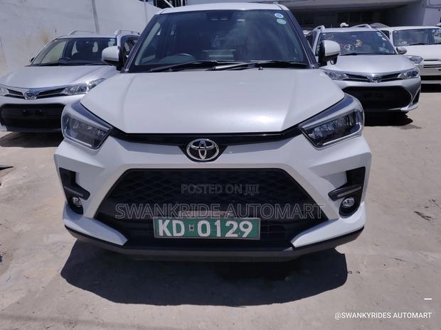 Toyota Raize 1.0 AWD 2021 White