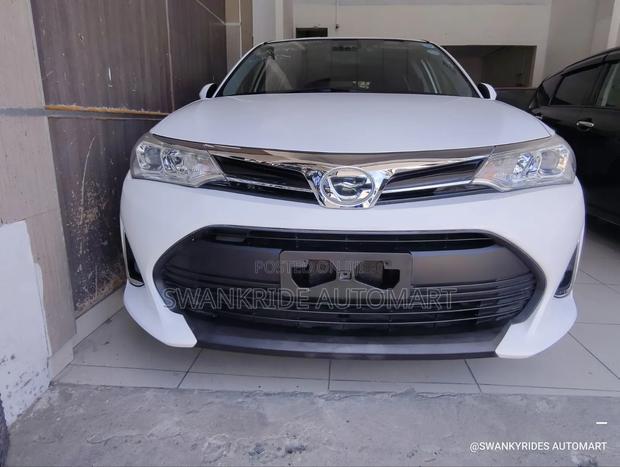 Toyota Corolla Fielder 2019 White
