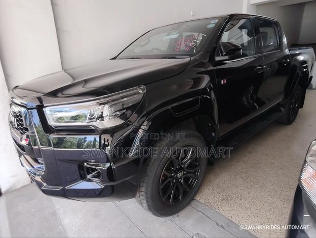 Toyota Hilux Revo Double Cab Deisel 2.4 AWD 2019 Black