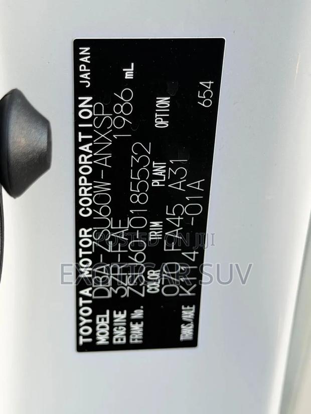 Toyota Harrier 2.0 2019 Pearl