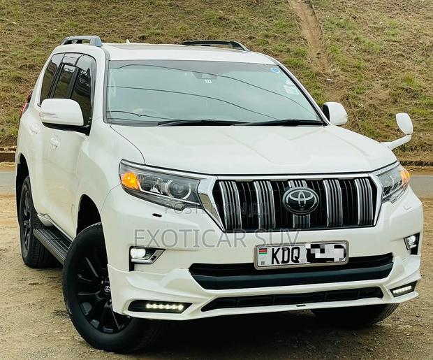 Toyota Land Cruiser Prado 2.7 2017 Pearl