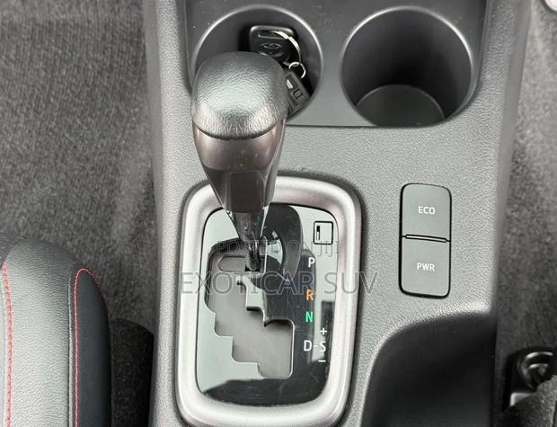 Toyota Hilux Revo Double Cab Deisel 2.4 AWD 2019