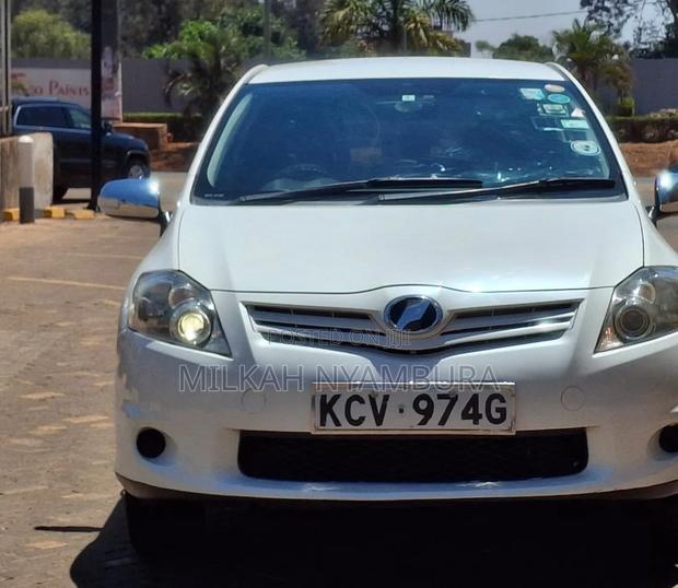 Toyota Auris 2012 White