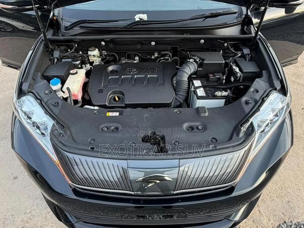 Toyota Harrier 2.0 2019
