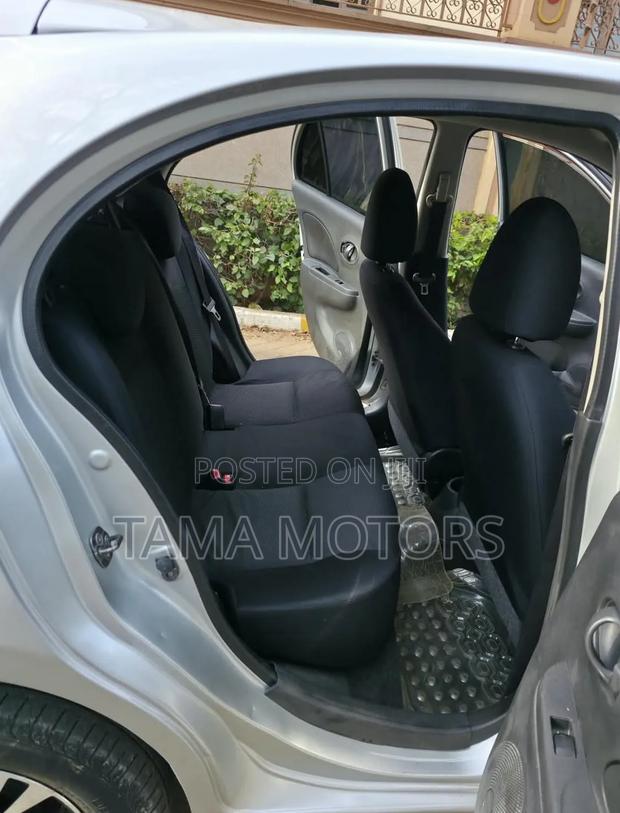 Nissan March 2012 Silver