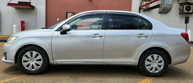 Toyota Axio 1.5 X 2WD 2012 Silver